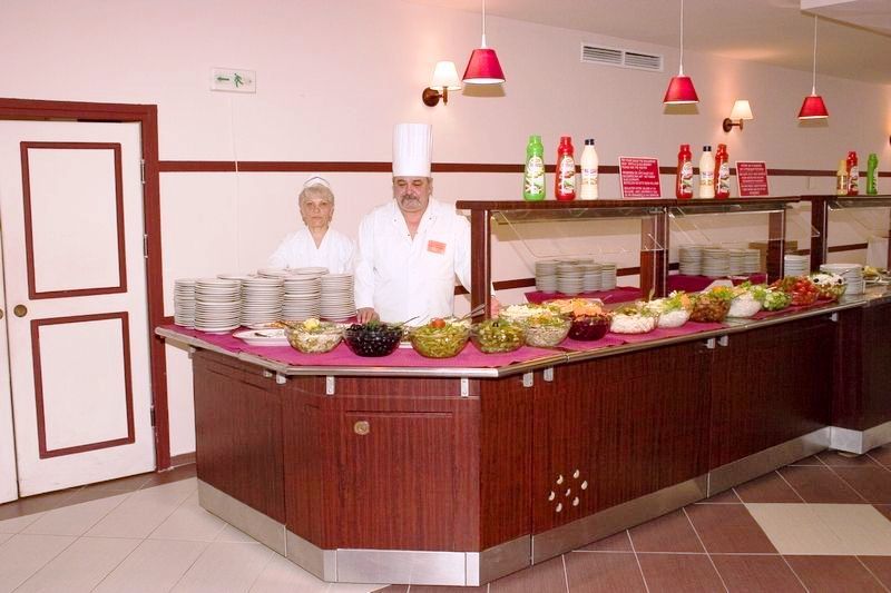 Hotel Ambassador - Free Parking Golden Sands Bagian luar foto