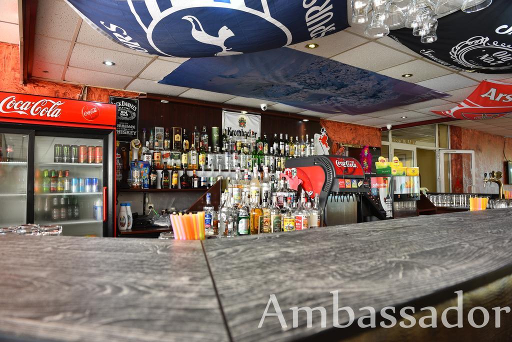 Hotel Ambassador - Free Parking Golden Sands Bagian luar foto